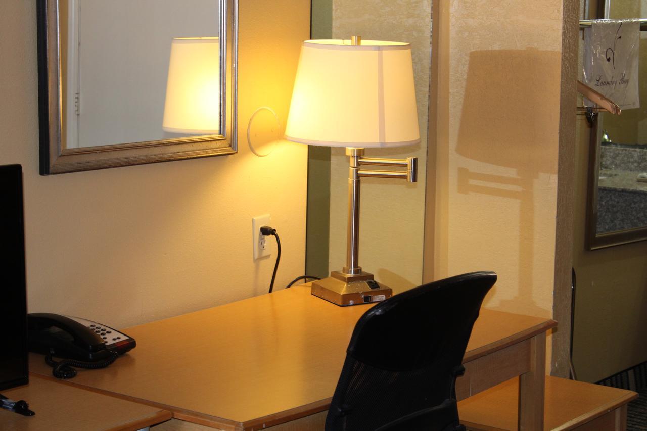 The Executive Inn & Suites Amarillo Zewnętrze zdjęcie